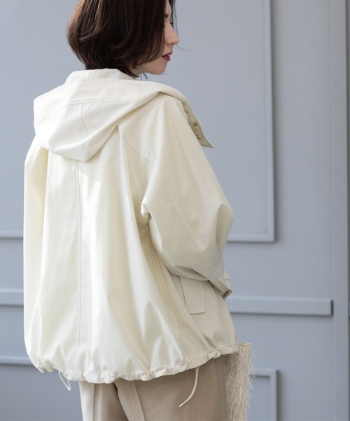 OPAQUE.CLIP（オペークドットクリップ）の「《SS-LLsize》撥水フードブルゾン【洗濯機洗い可/花粉対応】（ブルゾン・レディース・ベージュ/ネイビー/アイボリー・40/36/38/34/42）」の14枚目の写真