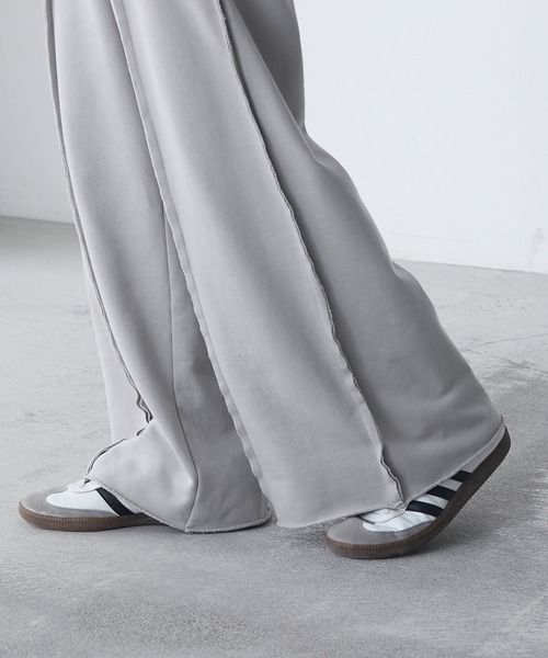 forksy.（フォルクシー）の「【forksy.】ブリーチ加工 アウトリンキング ワイドスウェットパンツ（スウェットパンツ・レディース・ライトグレー/チャコール・FREE）」の11枚目の写真