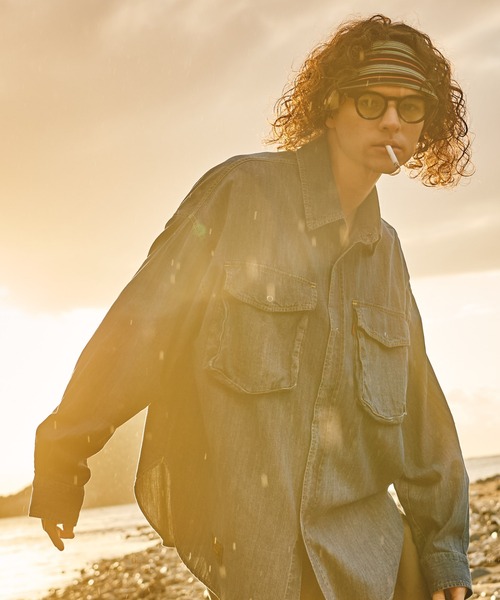 glamb(グラム)の「All Time Denim Shirt / オールタイムデニムシャツ(シャツ/ブラウス・メンズ・インディゴブルー/ブラック・S/M/L)」の14枚目の写真