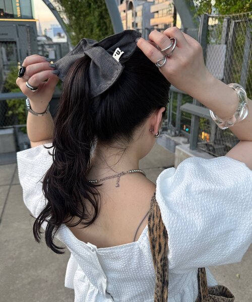 Kastane（カスタネ）の「【新色追加/fiw.】スクエアリボンシュシュ（シュシュ・レディース・アイボリー/グレー/ブルー・FREE）」の3枚目の写真