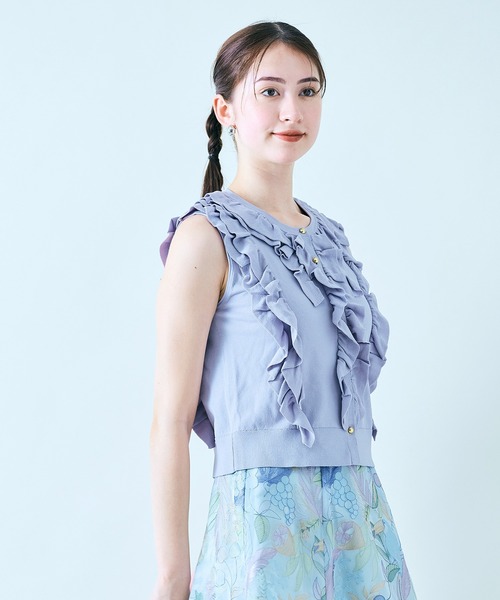 Audie a Muses(オーディアミューズ)の「トリプルラッフルニットベスト(ベスト・レディース・ピンク/ホワイト/ブラック/グレー・42/38)」の10枚目の写真
