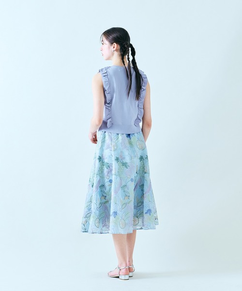 Audie a Muses(オーディアミューズ)の「トリプルラッフルニットベスト(ベスト・レディース・ピンク/ホワイト/ブラック/グレー・42/38)」の13枚目の写真