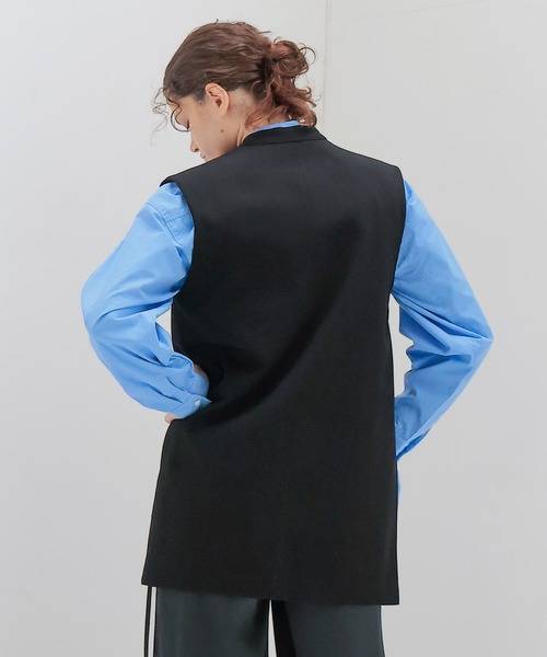 DRESSLAVE(ドレスレイブ)の「side slit asymmetry vest(サイドスリットアシンメトリーベスト)(ベスト・レディース・ブラック/ライトベージュ・38)」の4枚目の写真
