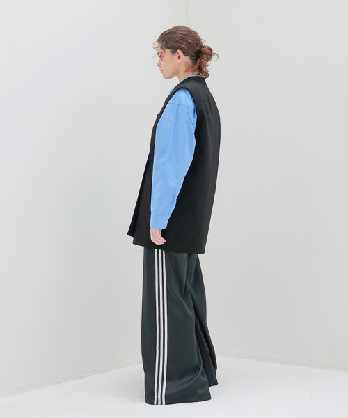 DRESSLAVE(ドレスレイブ)の「side slit asymmetry vest(サイドスリットアシンメトリーベスト)(ベスト・レディース・ブラック/ライトベージュ・38)」の9枚目の写真