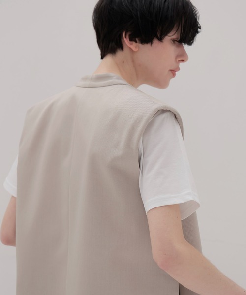 DRESSLAVE(ドレスレイブ)の「side slit asymmetry vest(サイドスリットアシンメトリーベスト)(ベスト・レディース・ブラック/ライトベージュ・38)」の19枚目の写真