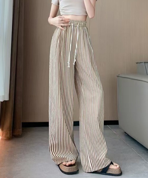 NANEA(ナネア)の「ストライプセミワイドパンツ(その他パンツ・レディース・ストライプ/ブラック×ホワイト/チャコールグレー×ブラック/ホワイト×ブラック/ブラウン・SMALL/MEDIUM/LARGE)」の20枚目の写真