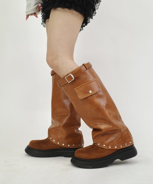 WHO'S WHO gallery（フーズフーギャラリー）の「ベルトスタッズブーツ