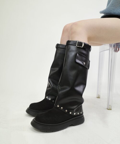 WHO'S WHO gallery（フーズフーギャラリー）の「ベルトスタッズブーツ（ブーツ・レディース・ブラウン/ブラック・SMALL/MEDIUM/LARGE）」の3枚目の写真