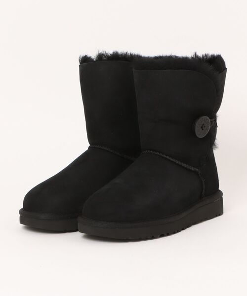 UGG(アグ)の「【RS】【UGG】WOMENS BAILEY BUTTON II ムートンブーツ ベイリーボタン 2(ブーツ・レディース・ネイビー/ダークブラウン/ブラック・US5)」の2枚目の写真