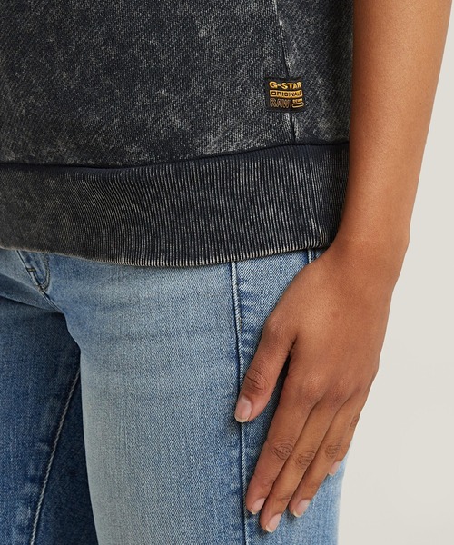 G-STAR(ジースター)の「WASHED SWEATER/ヴィンテージライクオーバーダイスリーブレススウェット(Tシャツ/カットソー・レディース・ブラック系その他/ブルー系その他・SMALL/X-SMALL/MEDIUM)」の6枚目の写真