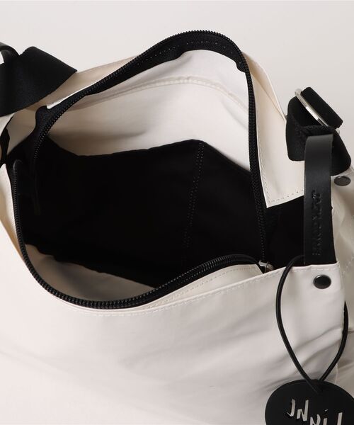 Jack Gomme（ジャックゴム）の「【JACK GOMME/ジャックゴム】ショルダーバッグ　メッセンジャー　MAEL（ショルダーバッグ・レディース・ホワイト/ゴールド/ブラック/カーキ/ブラウン/イエロー/ライトブルー/アイボリー・FREE）」の12枚目の写真