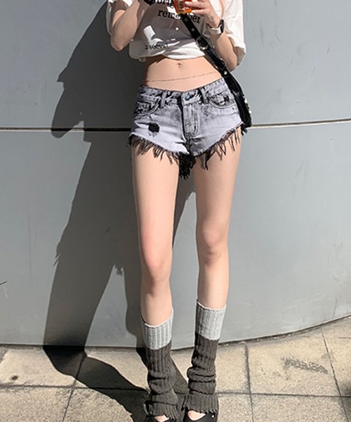 meJane（ミージェーン）の「クラッシュダメージ デニムショートパンツ（デニムパンツ・レディース・スミクロ・S/M/L）」の8枚目の写真