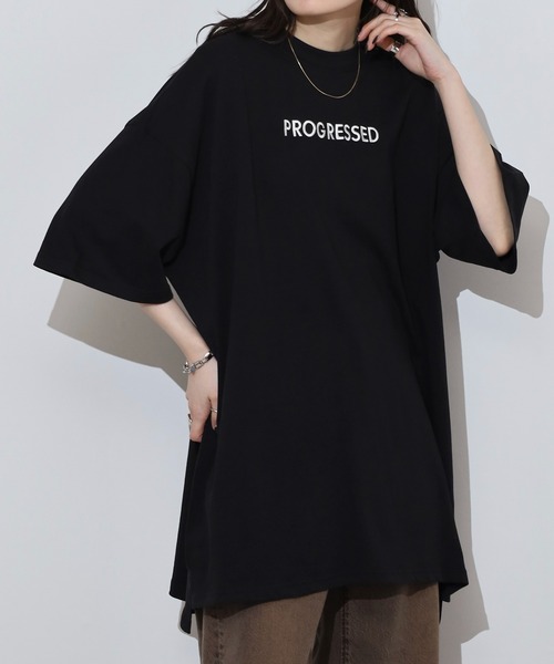atONE（アットワン）の「胸元刺繍ロゴスーパーBIGサイズモックネックTシャツ（Tシャツ/カットソー・レディース・カーキ/ブラック/ホワイト・M/L）」の4枚目の写真
