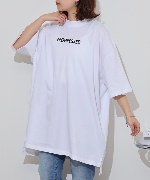 atONE（アットワン）の「胸元刺繍ロゴスーパーBIGサイズモックネックTシャツ（Tシャツ/カットソー・レディース・カーキ/ブラック/ホワイト・M/L）」の8枚目の写真