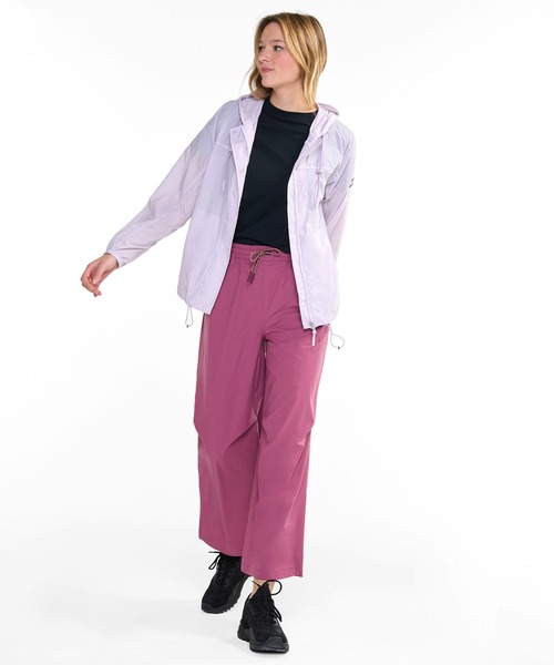 AIGLE（エーグル）の「軽量 撥水 UVカット パッカブルナイロンジャケット（ナイロンジャケット・レディース・パープル/オフホワイト・34/40/38/36）」の10枚目の写真