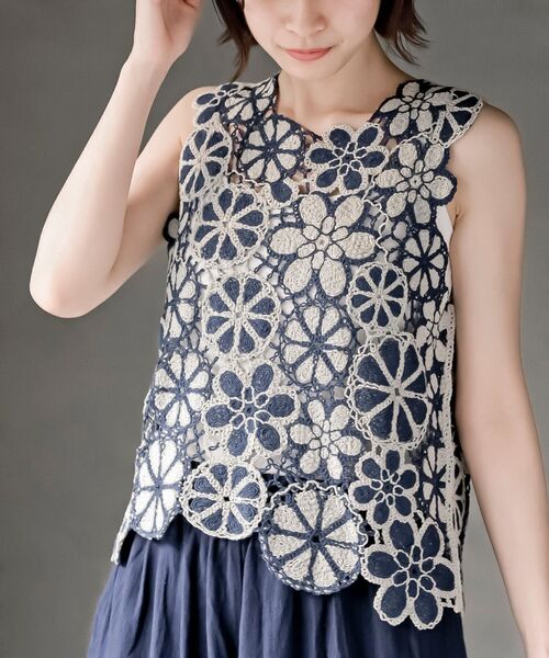 rps（アールピーエス）の「配色レースベスト（ベスト・レディース・ブラック/ネイビー/ブラウン・フリー）」の3枚目の写真