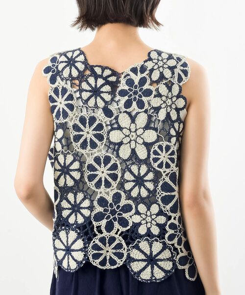 rps（アールピーエス）の「配色レースベスト（ベスト・レディース・ブラック/ネイビー/ブラウン・フリー）」の4枚目の写真