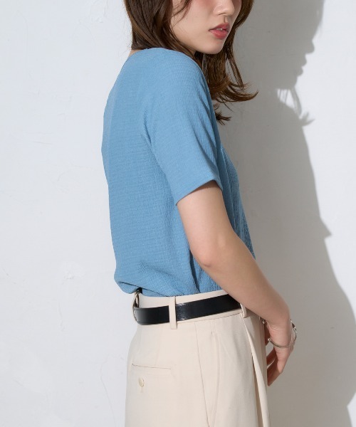TRIANGLE PALETTE（トライアングルパレット）の「光沢凸凹 半袖トップス/ショートスリーブトップス（Tシャツ/カットソー・レディース・ブラック/ホワイト/ブルー・FREE）」の18枚目の写真