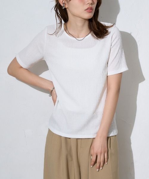 TRIANGLE PALETTE（トライアングルパレット）の「光沢凸凹 半袖トップス/ショートスリーブトップス（Tシャツ/カットソー・レディース・ブラック/ホワイト/ブルー・FREE）」の9枚目の写真