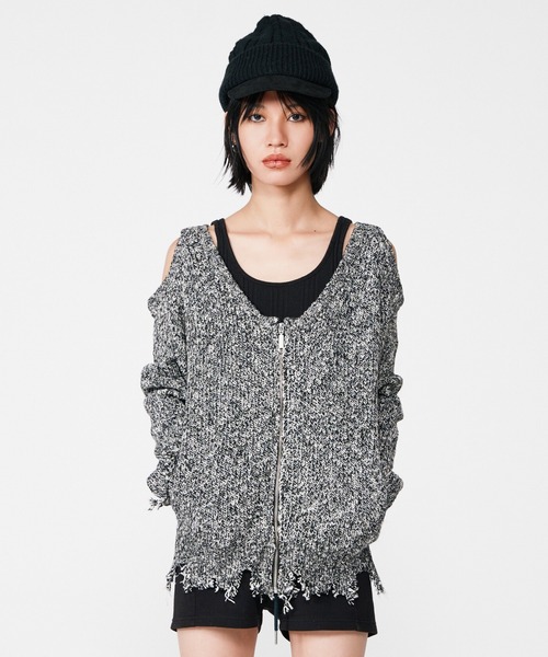 BEEDEN(ビーデン)の「MIX YARN HOLE DESIGN TOPS(Tシャツ/カットソー・レディース・レッド/ブラック・FREE)」の12枚目の写真