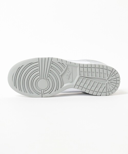 NIKE(ナイキ)の「NIKE / DUNK LOW RETRO WHITE/GREY(スニーカー・メンズ・ライトグレー・25.5cm/26.0cm/26.5cm/27.0cm/27.5cm/28.0cm/28.5cm/29.0cm/30.0cm/25.0cm)」の4枚目の写真
