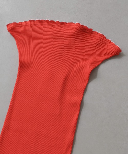 Opera SPORT(オペラスポーツ)の「OperaSPORT/ROSETTE SEAMLESS TUBETOP(Tシャツ/カットソー・レディース・レッド・S)」の10枚目の写真