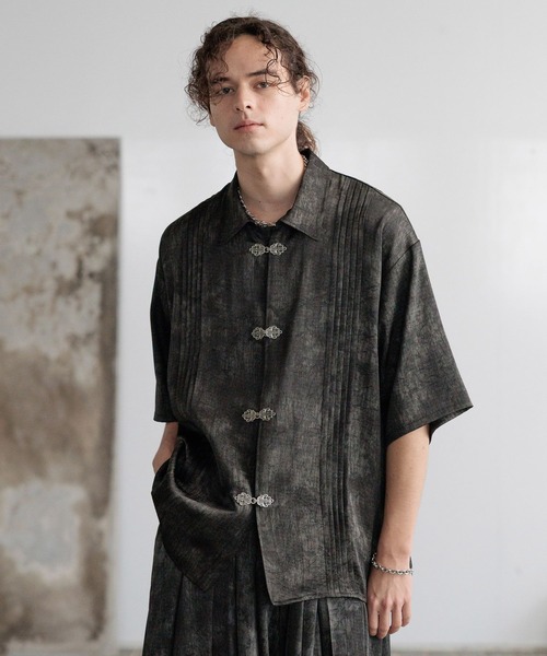 HARE（ハレ）の「【SET UP対応】YOSEプリーツメタルボタンシャツ(HARE)（シャツ/ブラウス・メンズ・ブラック/グレー系その他/グレー/レッド/ブラウン系その他・FREE）」の4枚目の写真