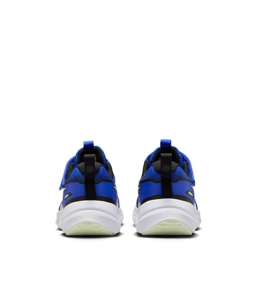 NIKE(ナイキ)の「ナイキ コズミック ランナー リトルキッズシューズ / Nike Cosmic Runner Little Kids' Shoes HM4400-407 Hyper Royal(スニーカー・キッズ・ブルー・21/21.5/16.5/17/17.5/18/18.5/19/19.5/20/20.5/22)」の5枚目の写真