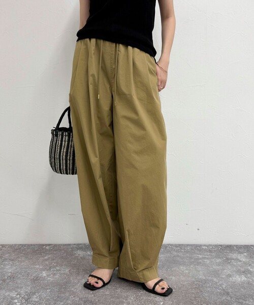 fredy emue(フレディエミュ)の「ミリタリーサーカスパンツ(その他パンツ・レディース・ベビーピンク/ベージュ/カーキ・38/36)」の4枚目の写真