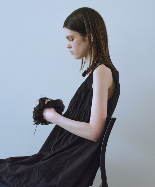 clor(クロル)の「PINTUCK MINI DRESS(ワンピース・レディース・スカイブルー/ホワイト/ブラック・M/S)」の19枚目の写真