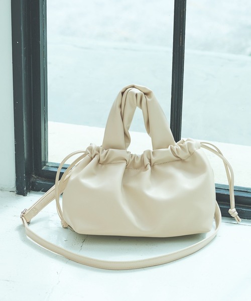 LAKOLE（ラコレ）の「巾着2WAYショルダーバッグ / 496686（ショルダーバッグ・レディース・ブルー/アイボリー/ブラック・FREE）」の2枚目の写真