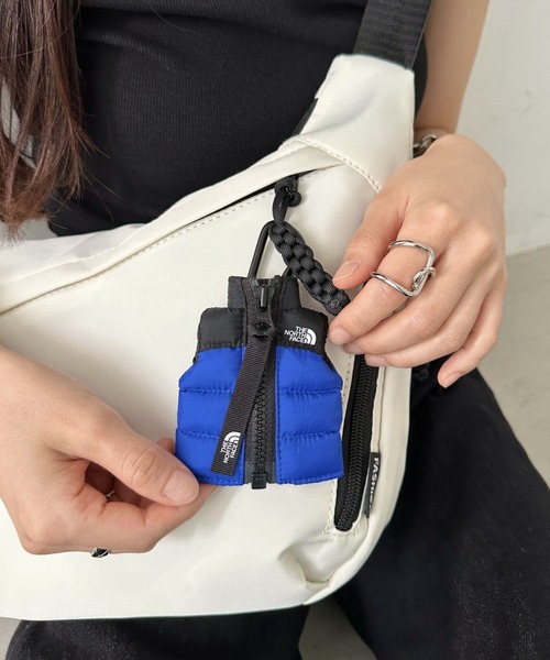 ノースフェイス 韓国限定 ヌプシショルダーバッグとヌプシベストキーリングのセット ノースフェイス 韓国限定 ヌプシショルダーバッグとヌプシベスト