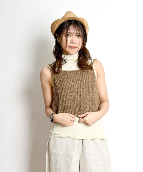 MARAI(マーライ)の「UVカット タートルネック ノースリーブ タンクトップ ハイネック カットソー(タンクトップ・レディース・ライトグレー/ブラック/ライトブルー/イエロー/ネイビー/グレー/ピンク/ホワイト・L/M/LL)」の7枚目の写真