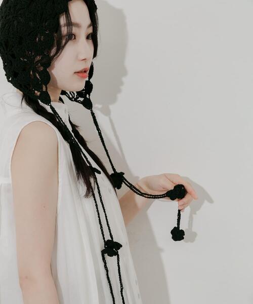 SMELLY（スメリー）の「フラワークロシェボンネット（ニットキャップ/ビーニー・レディース・アイボリー/ブラック・-）」の13枚目の写真