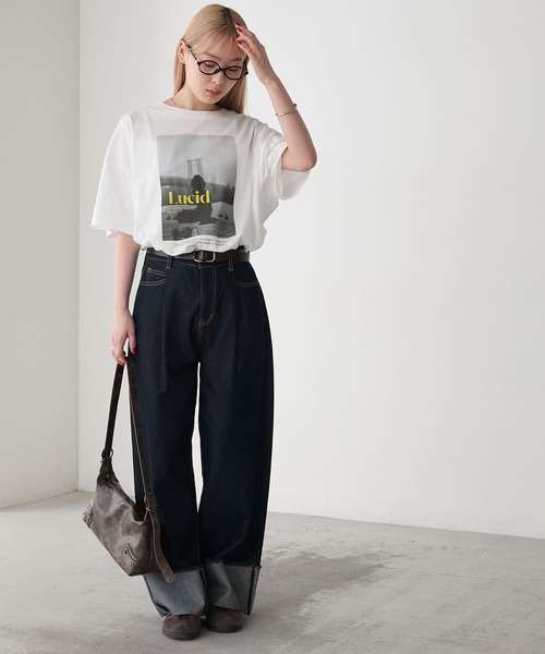 forksy.(フォルクシー)の「【forksy.】モノクロフォトプリント オーバーサイズTシャツ(Tシャツ/カットソー・レディース・ホワイト系1/チャコール/ホワイト系2・FREE)」の16枚目の写真