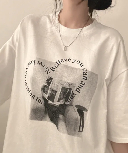 VIVID LADY(ビビッドレディー)の「ハート文字プリント 半袖Tシャツ(Tシャツ/カットソー・レディース・アイボリー/ブラック・FREE)」の4枚目の写真