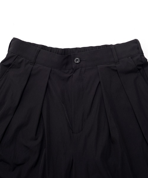 Revo.（レボ）の「【接触冷感】ナイロンストレッチ スリー クォーター ワイドパンツ（スラックス・メンズ・ネイビー/ブラウン/ブラック・M/L）」の8枚目の写真