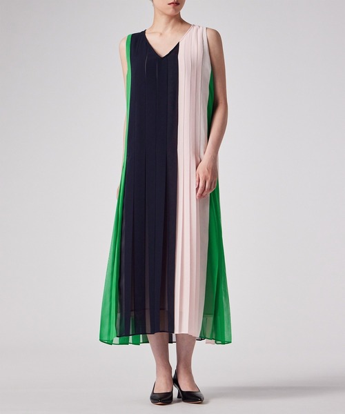 Paul Smith(ポールスミス)の「ウィメンズ ブロッキング プリーツ ワンピース / 255007 664D(ワンピース・レディース・ライトピンク・40)」の5枚目の写真