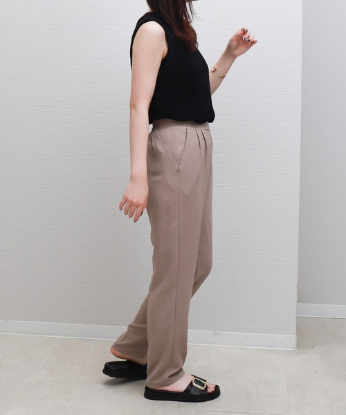 libelle more(リベル モア)の「ジョーゼットセンタープレステーパードパンツ(その他パンツ・レディース・ベージュ/モカ/ブラック・M)」の7枚目の写真