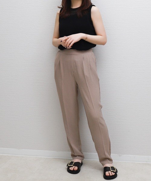 libelle more(リベル モア)の「ジョーゼットセンタープレステーパードパンツ(その他パンツ・レディース・ベージュ/モカ/ブラック・M)」の4枚目の写真