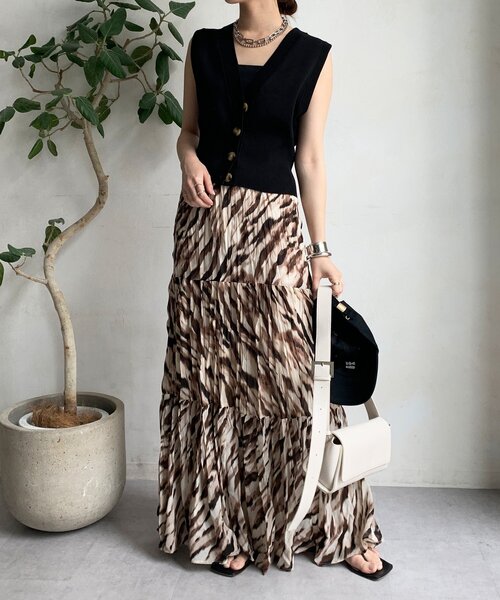 DouDou（ドゥドゥ）の「ニットベスト（ニット/セーター・レディース・ブラック/グレイッシュベージュ・FREE）」の6枚目の写真