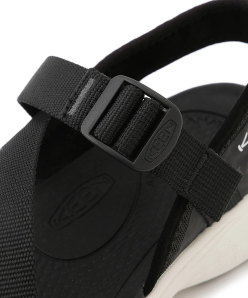 KEEN(キーン)の「【KEEN】LEIKI OT SANDAL(サンダル・レディース・ブラック/ベージュ・24.0cm/25.0cm/23.0cm)」の13枚目の写真