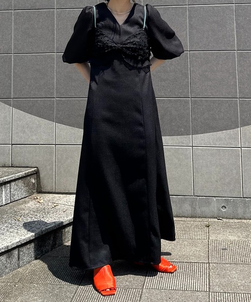 mi via loca（ミヴィアロカ）の「バルーンスリーブロングワンピース（ワンピース・レディース・ベージュ/ブラック・FREE）」の3枚目の写真