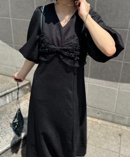 mi via loca（ミヴィアロカ）の「バルーンスリーブロングワンピース（ワンピース・レディース・ベージュ/ブラック・FREE）」の12枚目の写真