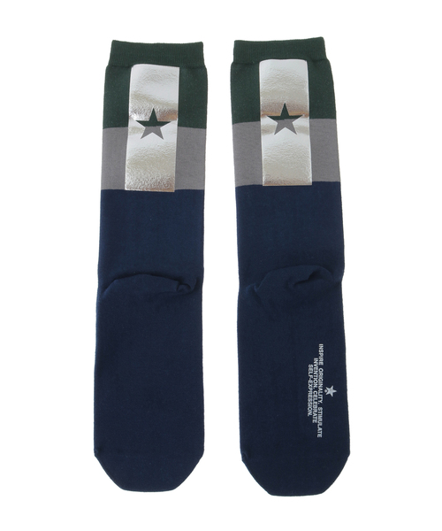CONVERSE TOKYO（コンバーストウキョウ）の「STAR FOIL PRINT COLOR BLOCK SOX（ソックス/靴下・レディース・ブラック/ネイビー/ブラウン・1/3）」の3枚目の写真