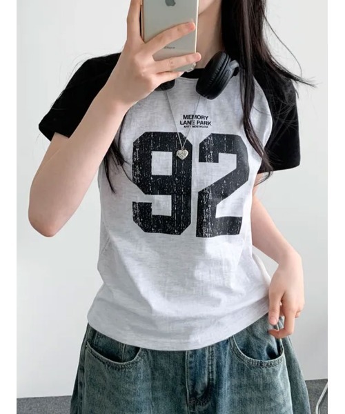 VIVID LADY（ビビッドレディー）の「ナンバリングプリント ラグラン半袖Tシャツ（Tシャツ/カットソー・レディース・ネイビー/チャコールグレー/オートミール/ライトグレー・FREE）」の22枚目の写真