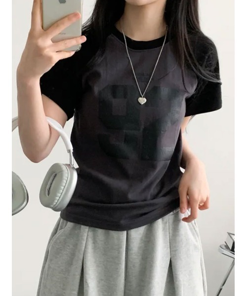 VIVID LADY（ビビッドレディー）の「ナンバリングプリント ラグラン半袖Tシャツ（Tシャツ/カットソー・レディース・ネイビー/チャコールグレー/オートミール/ライトグレー・FREE）」の10枚目の写真