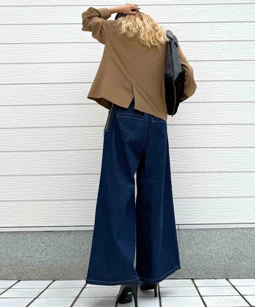 Q(キュー)の「配色ZIPデニムパンツ(デニムパンツ・レディース・ブラック/ブルー・MEDIUM)」の12枚目の写真