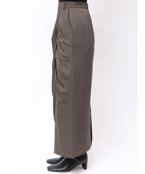 LAGUNAMOON（ラグナムーン）の「ドレープIラインスカート（スカート・レディース・ベージュ/ブラウン・SMALL/MEDIUM）」の13枚目の写真