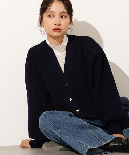 N.(N. Natural Beauty Basic)(エヌエヌナチュラルビューティーベーシック)の「ニュアンスハートボタンカーディガン(カーディガン/ボレロ・レディース・ピンク/オフホワイト/ネイビー・MEDIUM)」の3枚目の写真